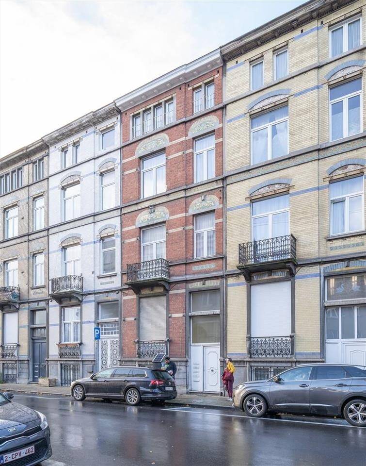 Immeuble de rapport - Immeuble à appartement à vendre à Forest 1190 650000.00€ 4 chambres 378.00m² - annonce 170849