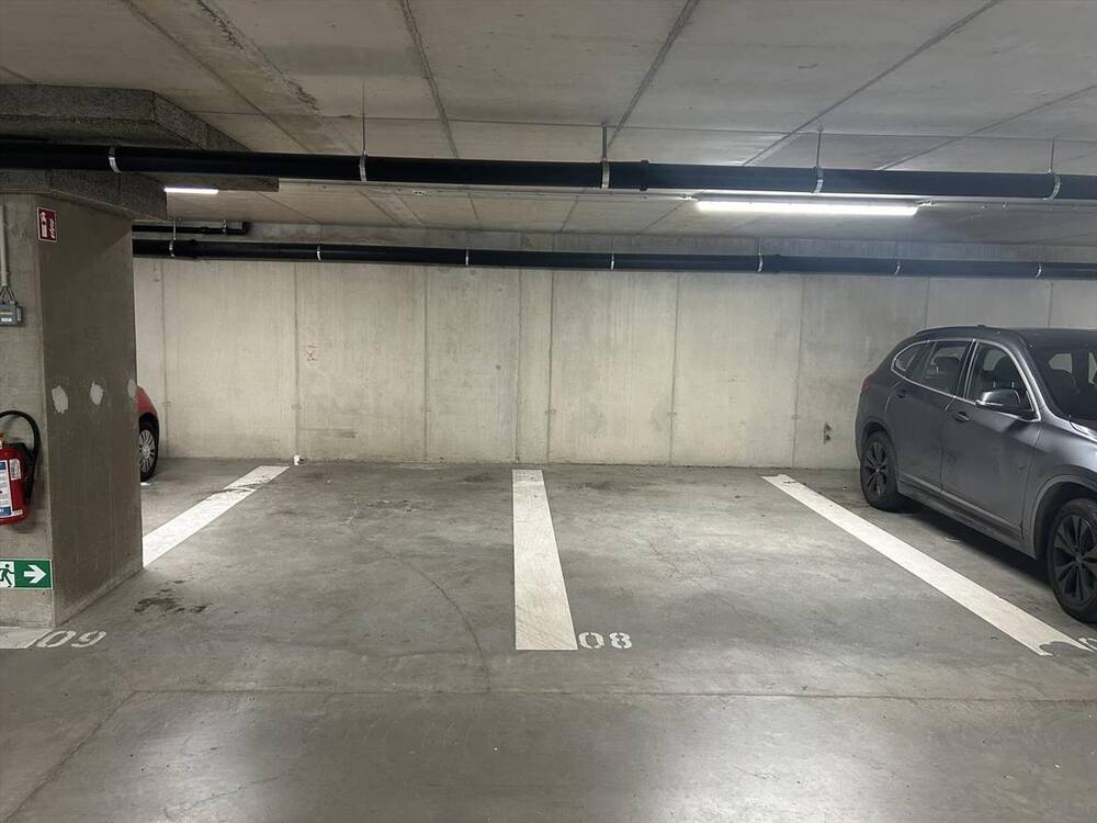 Parking / garage à vendre à Bruxelles 1000 30000.00€  chambres 0.00m² - annonce 183044