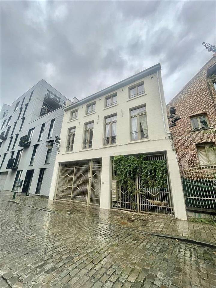 Immeuble de rapport - Immeuble à appartement à vendre à Bruxelles 1000 675000.00€  chambres 1042.00m² - annonce 183894