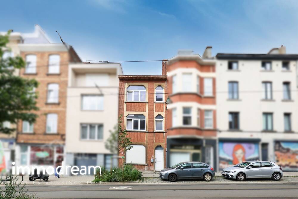 Immeuble mixte à vendre à Uccle 1180 525000.00€  chambres 208.00m² - annonce 187599