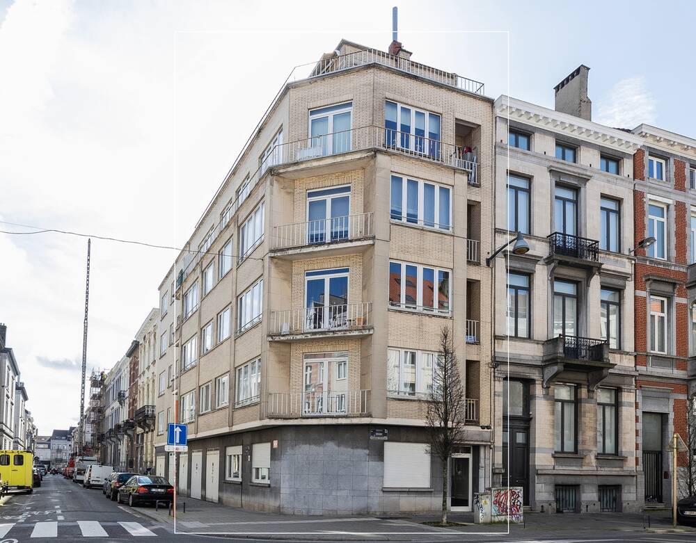 Rez-de-chaussée à vendre à Ixelles 1050 299000.00€ 2 chambres 80.00m² - annonce 191520