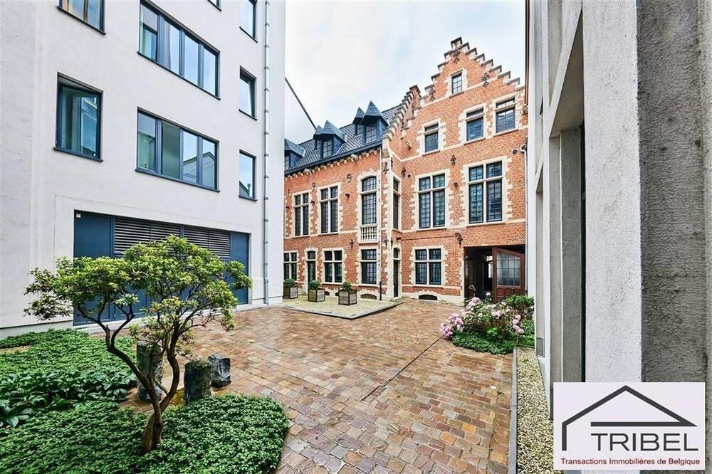 Handelszaak te  huur in Elsene 1050 5649.00€  slaapkamers 375.00m² - Zoekertje 193643