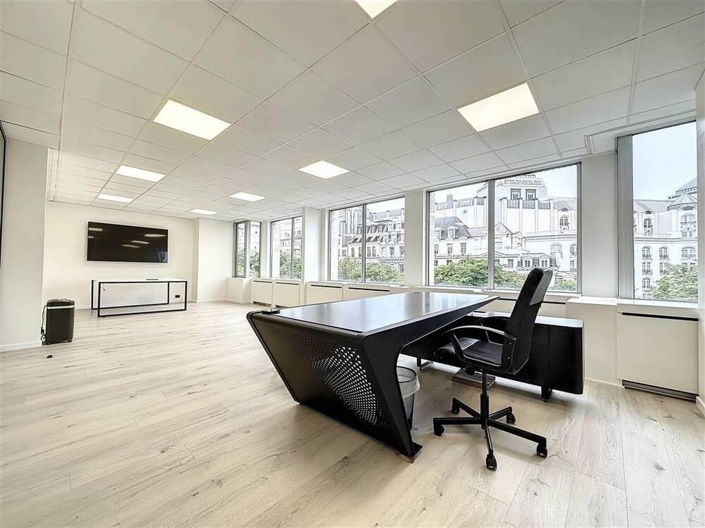 Handelszaak te  huur in Brussel 1000 1800.00€  slaapkamers 50.00m² - Zoekertje 197860