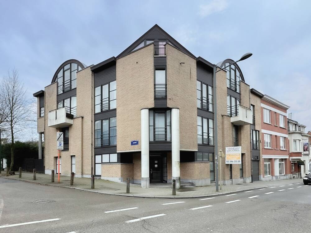 Immeuble mixte à vendre à Uccle 1180 590000.00€  chambres 201.00m² - annonce 202906