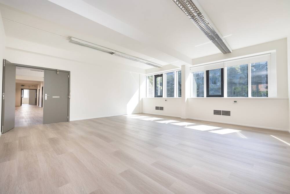 Commerce à louer à Anderlecht 1070 5000.00€  chambres 378.00m² - annonce 202540