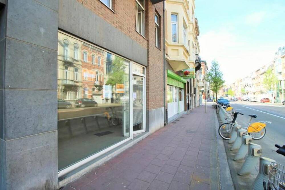 Handelszaak te  koop in Etterbeek 1040 295000.00€  slaapkamers 80.00m² - Zoekertje 210813