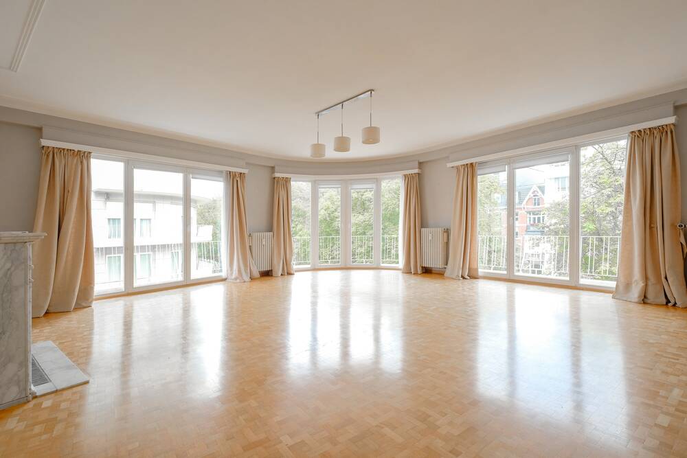 Appartement à  à Uccle 1180 695000.00€ 3 chambres 200.00m² - annonce 210842