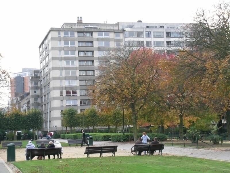 Parking / garage à louer à Bruxelles 1000 100.00€  chambres m² - annonce 221119