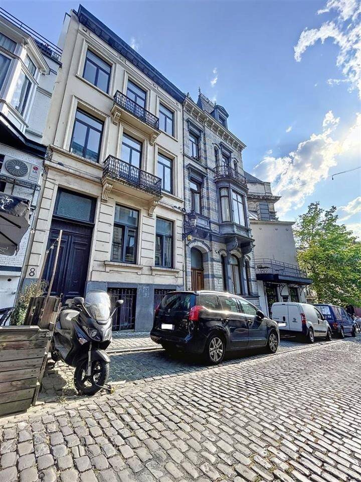 Appartementsgebouw te  koop in Brussel 1000 899000.00€ 5 slaapkamers 300.00m² - Zoekertje 223923