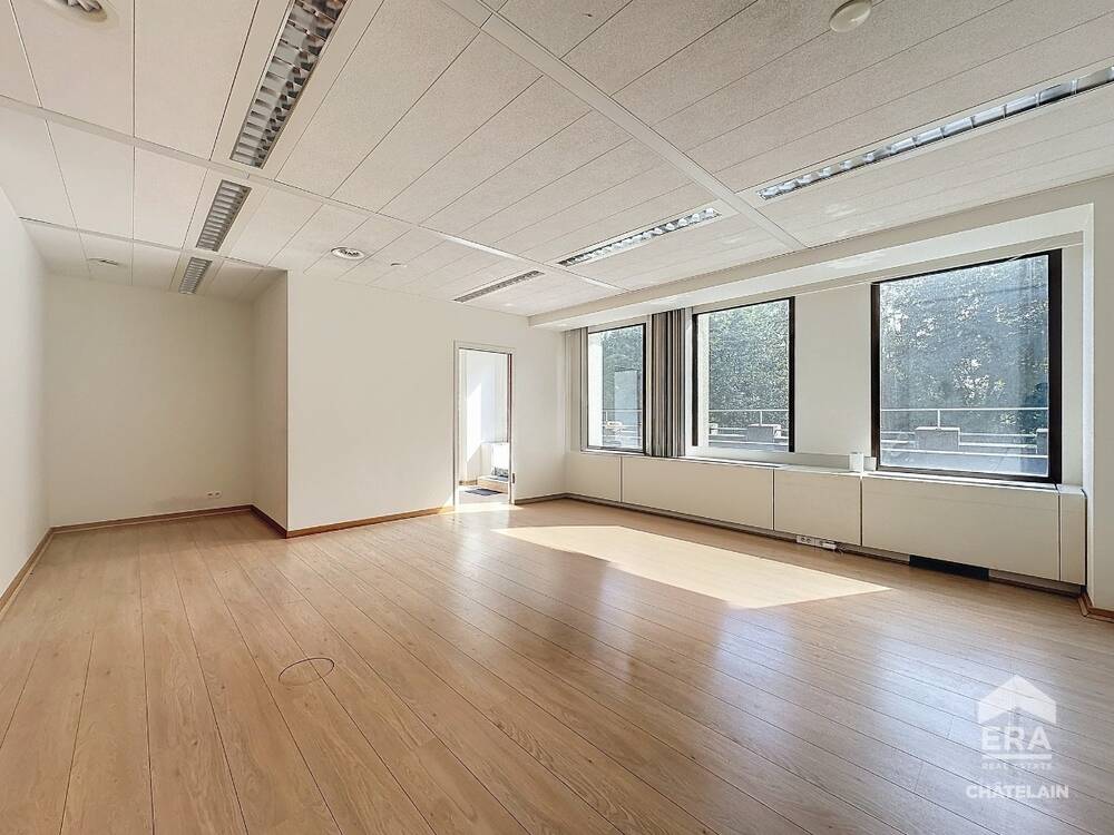 Commerce à louer à Evere 1140 950.00€ 0 chambres 35.00m² - annonce 225268