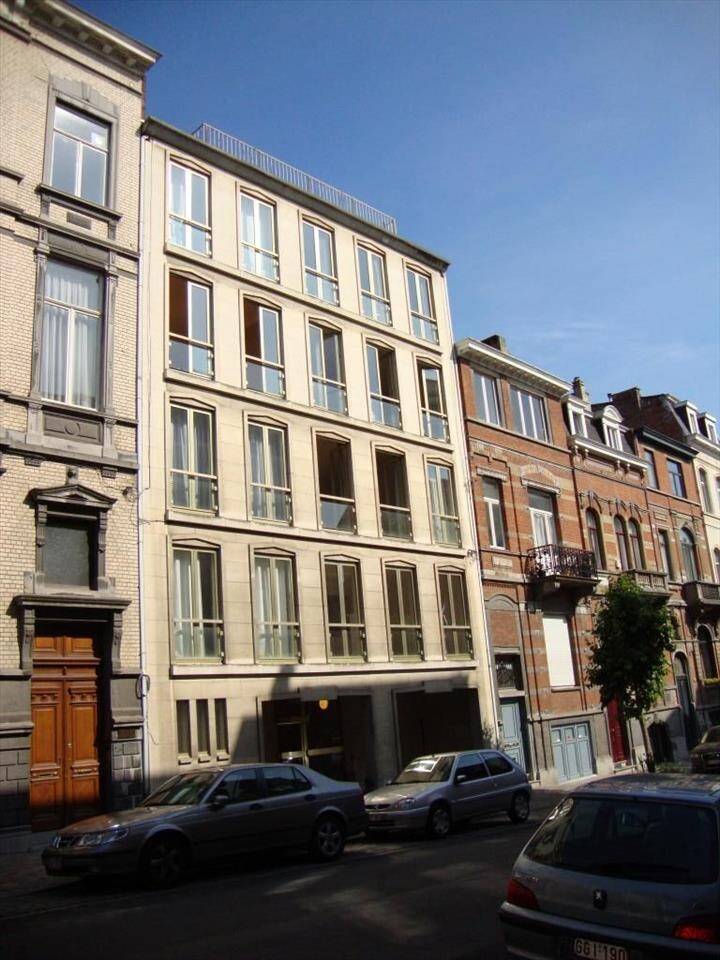 Parking / garage à louer à Ixelles 1050 100.00€  chambres 15.00m² - annonce 227507