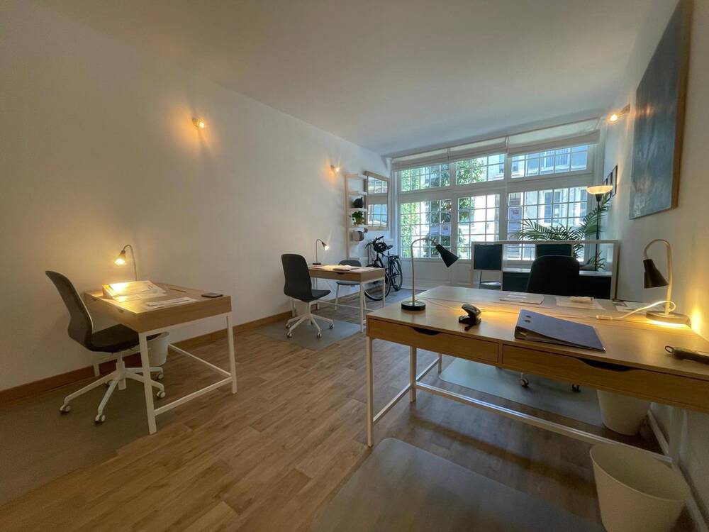 Commerce à louer à Uccle 1180 329.00€  chambres 55.00m² - annonce 228129