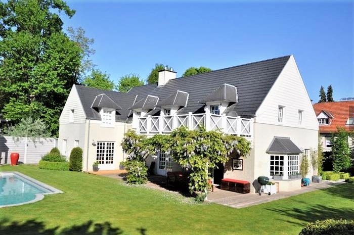 Villa à louer à Uccle 1180 7900.00€ 4 chambres 300.00m² - annonce 235034