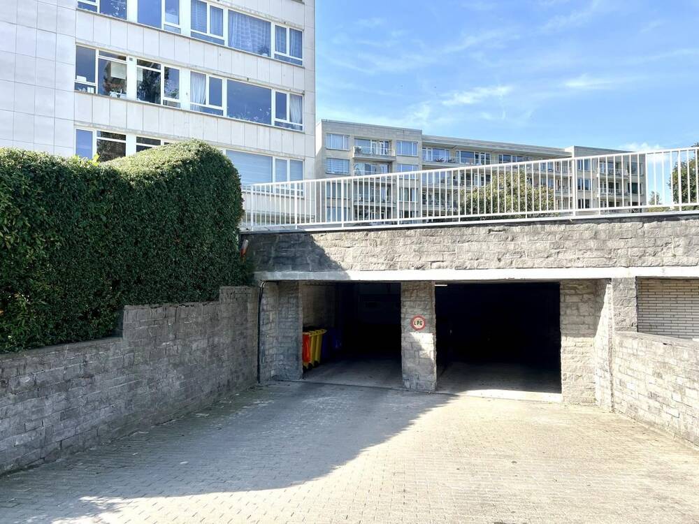 Parking / garage à louer à Uccle 1180 120.00€  chambres m² - annonce 242794