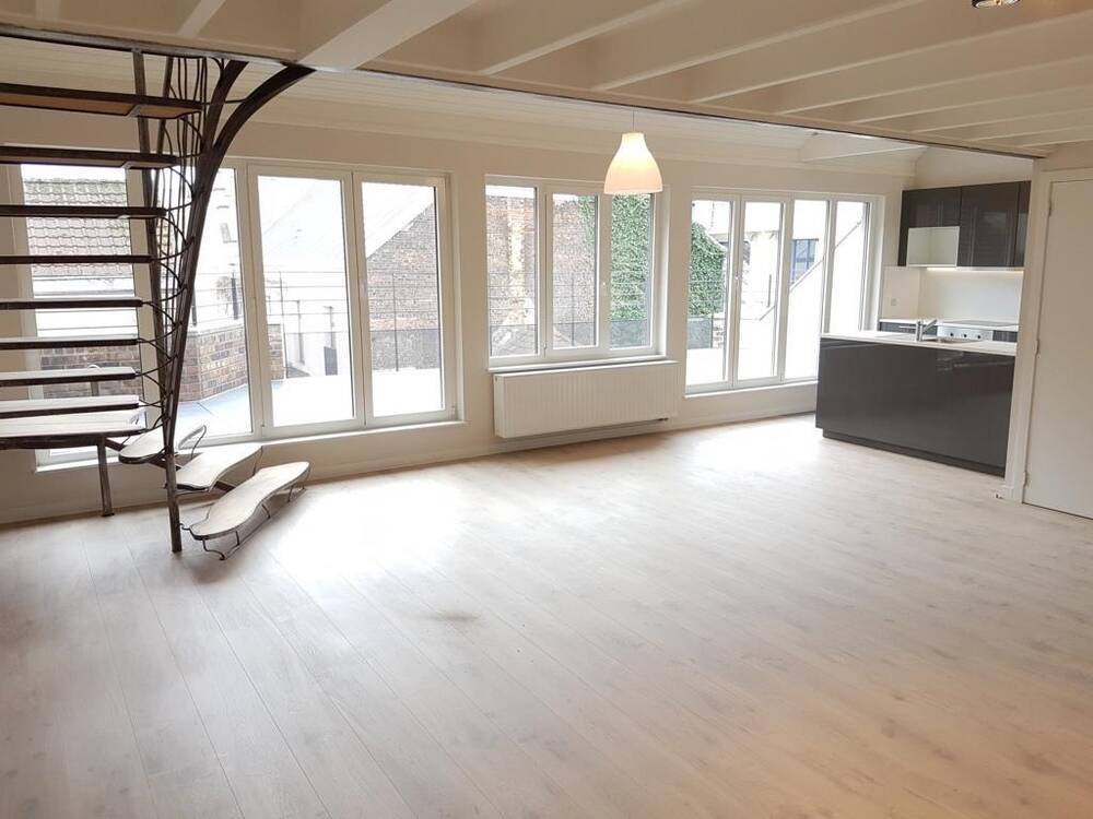 Duplex te  huur in Brussel 1000 1670.00€ 2 slaapkamers 100.00m² - Zoekertje 248055