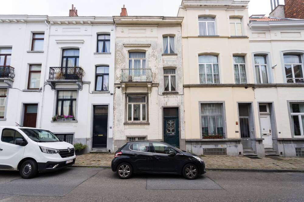 Huis te  koop in Etterbeek 1040 439000.00€ 4 slaapkamers 150.00m² - Zoekertje 252359