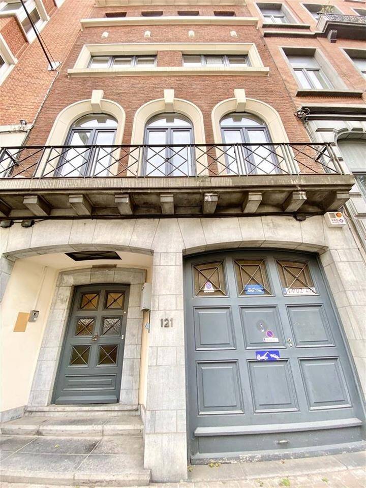 Maison de maître à vendre à Ixelles 1050 1280000.00€ 6 chambres 325.00m² - annonce 255075