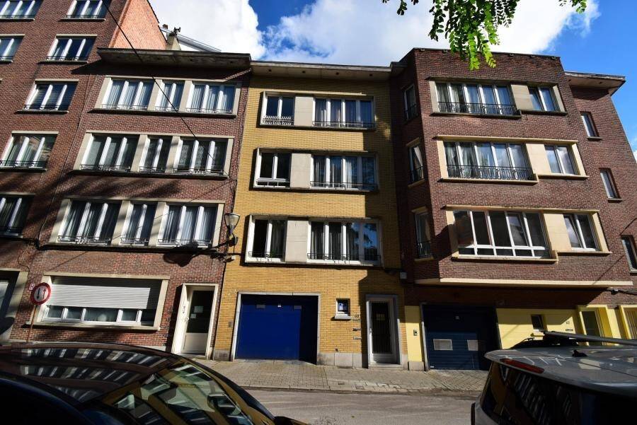 Parking & garage te  koop in Koekelberg 1081 30000.00€  slaapkamers m² - Zoekertje 265111