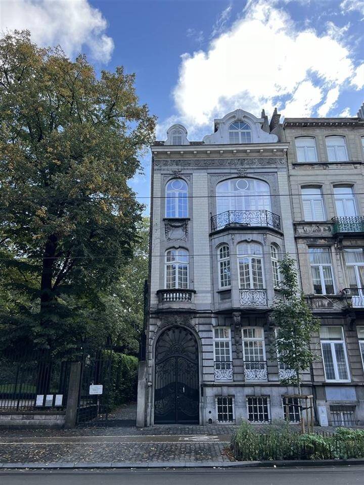 Appartement te  in Schaarbeek 1030 340000.00€ 2 slaapkamers 123.00m² - Zoekertje 268533