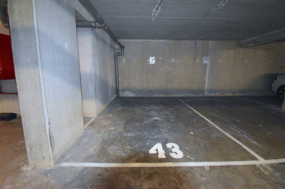 Parking / garage à vendre à Woluwe-Saint-Lambert 1200 25000.00€  chambres 0.00m² - annonce 269911