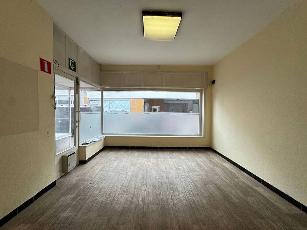 Handelszaak te  huur in Anderlecht 1070 1100.00€  slaapkamers 90.00m² - Zoekertje 270710