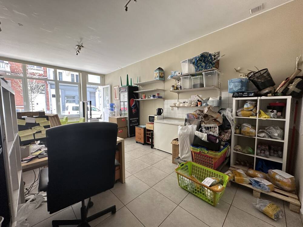 Handelszaak te  koop in Elsene 1050 150000.00€  slaapkamers 45.00m² - Zoekertje 272454