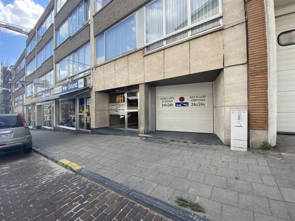 Parking / garage à vendre à Neder-Over-Heembeek 1120 23000.00€  chambres m² - annonce 271722