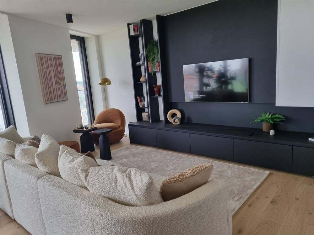 Appartement te  in Knokke 8300 1550.00€ 2 slaapkamers 135.00m² - Zoekertje 274319