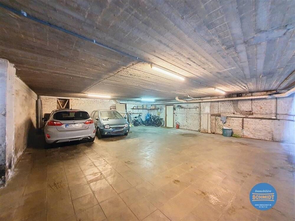 Parking & garage te  koop in Schaarbeek 1030 29750.00€  slaapkamers m² - Zoekertje 283085