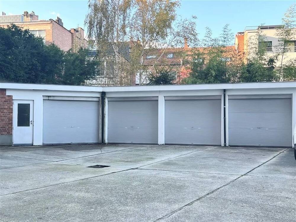 Parking / garage à louer à Ixelles 1050 175.00€  chambres m² - annonce 285415