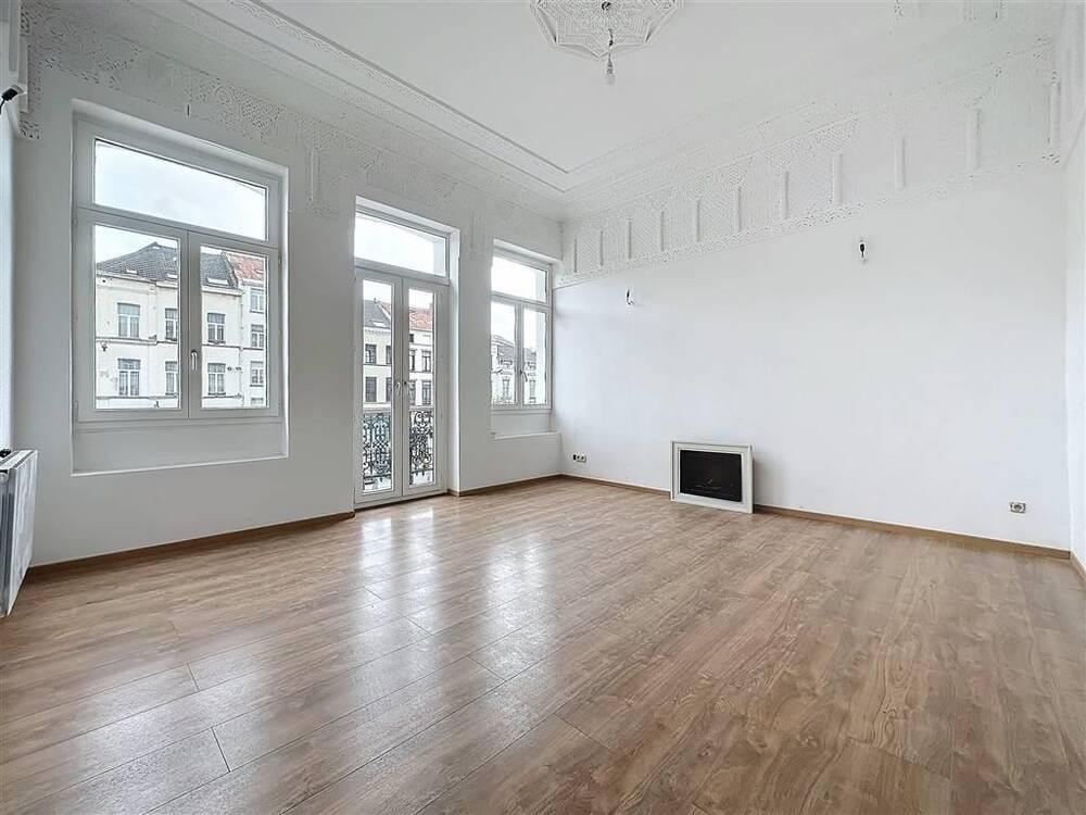 Studio à vendre à Molenbeek-Saint-Jean 1080 155000.00€  chambres 40.00m² - annonce 287092