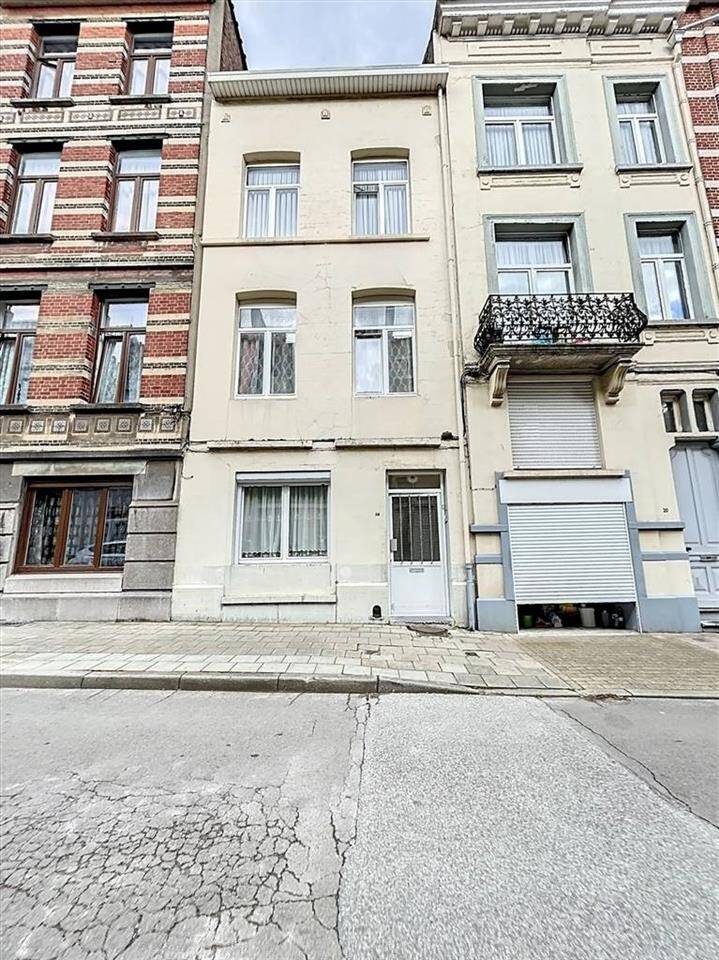 Huis te  koop in Koekelberg 1081 365000.00€ 6 slaapkamers 160.00m² - Zoekertje 287351