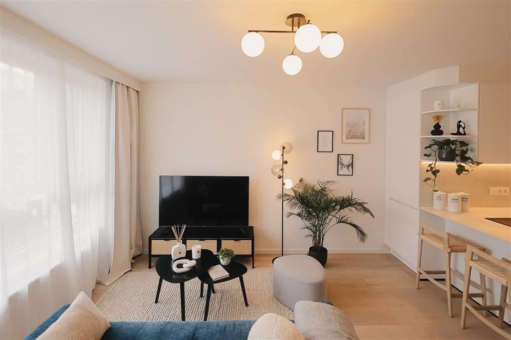 Appartement te  in Ukkel 1180 325000.00€ 1 slaapkamers 48.00m² - Zoekertje 289028