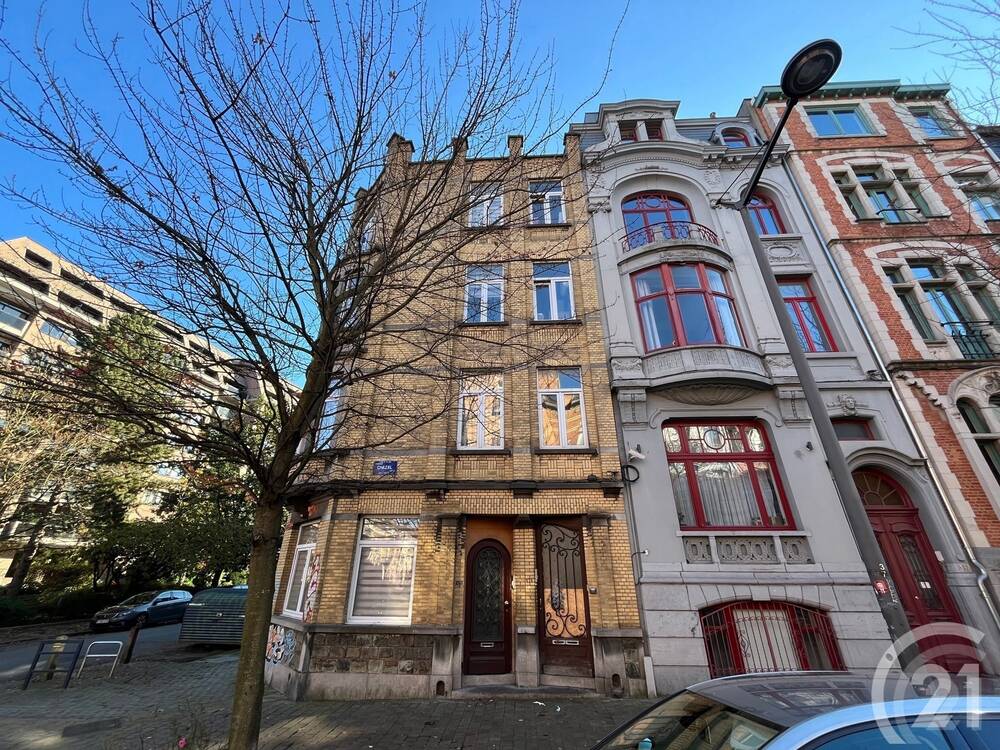 Huis te  koop in Schaarbeek 1030 750000.00€ 6 slaapkamers 296.00m² - Zoekertje 290960