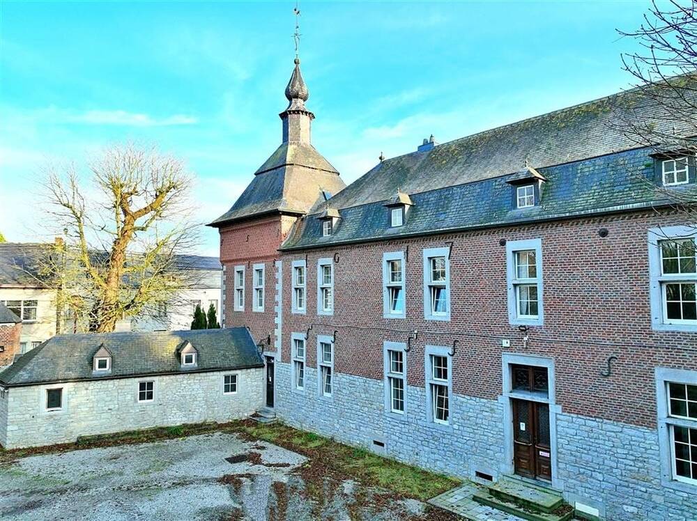 Kasteel te  koop in Gerpinnes 6280 1700000.00€ 10 slaapkamers 1026.00m² - Zoekertje 292531