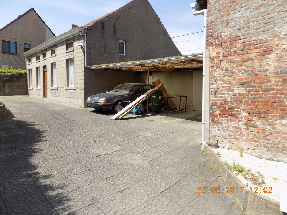 Immeuble mixte à louer à Kerksken 9451 350.00€ 2 chambres 200.00m² - annonce 294370