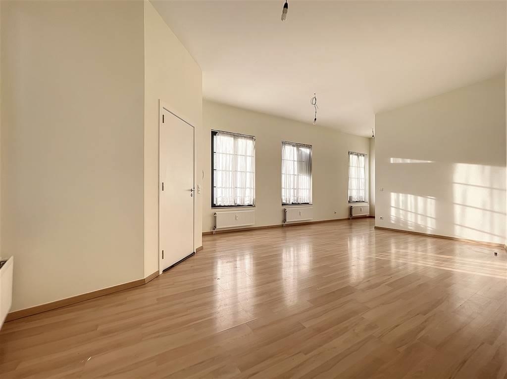 Appartement te  in Brussel 1000 1200.00€ 2 slaapkamers 95.00m² - Zoekertje 295194