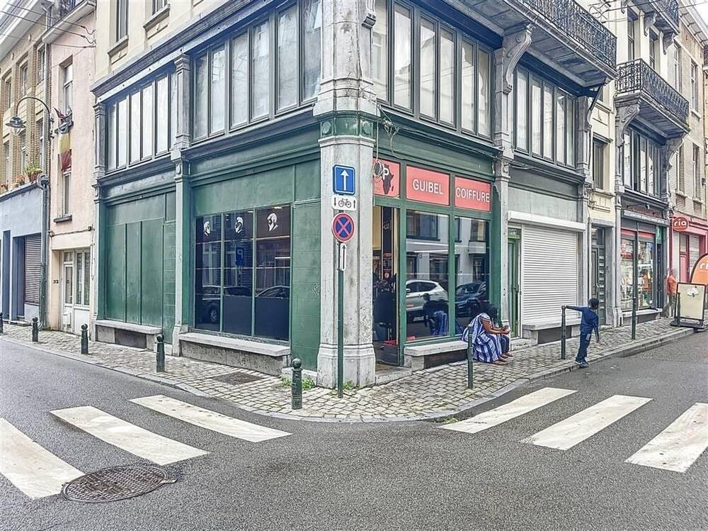 Commerce à vendre à Bruxelles 1000 199000.00€  chambres 50.00m² - annonce 295072