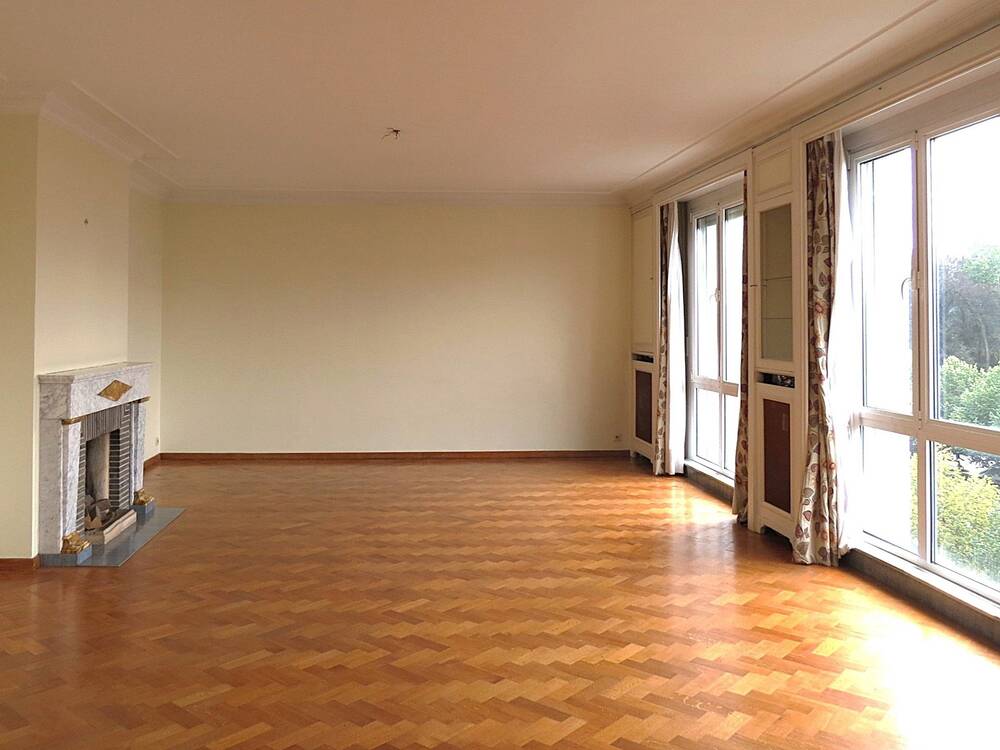 Appartement te  in Sint-Pieters-Woluwe 1150 2100.00€ 3 slaapkamers 200.00m² - Zoekertje 295116