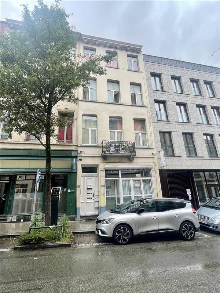 Huis te  koop in Sint-Gillis 1060 800000.00€ 5 slaapkamers 300.00m² - Zoekertje 295050