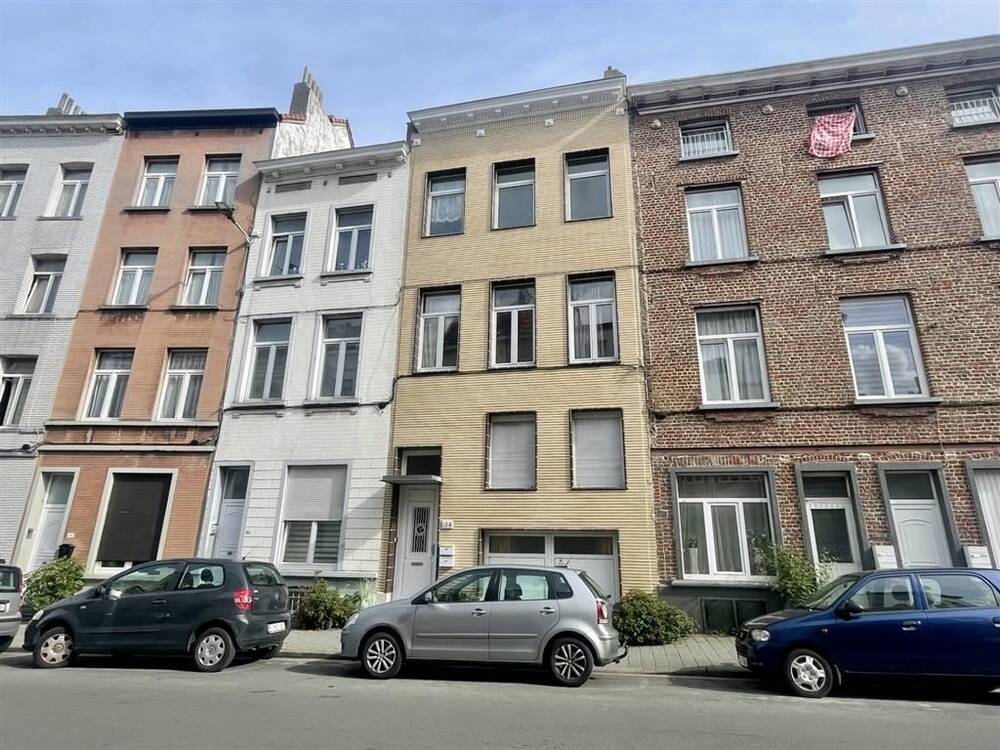 Huis te  koop in Sint-Jans-Molenbeek 1080 530000.00€ 6 slaapkamers 311.00m² - Zoekertje 295049