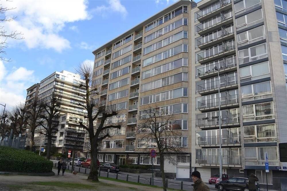 Parking & garage te  koop in Brussel 1000 25000.00€  slaapkamers m² - Zoekertje 296470