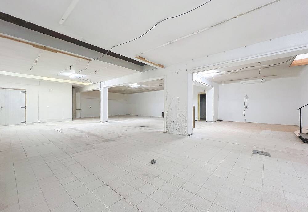 Commerce à vendre à Bruxelles 1000 575000.00€  chambres 292.00m² - annonce 295882