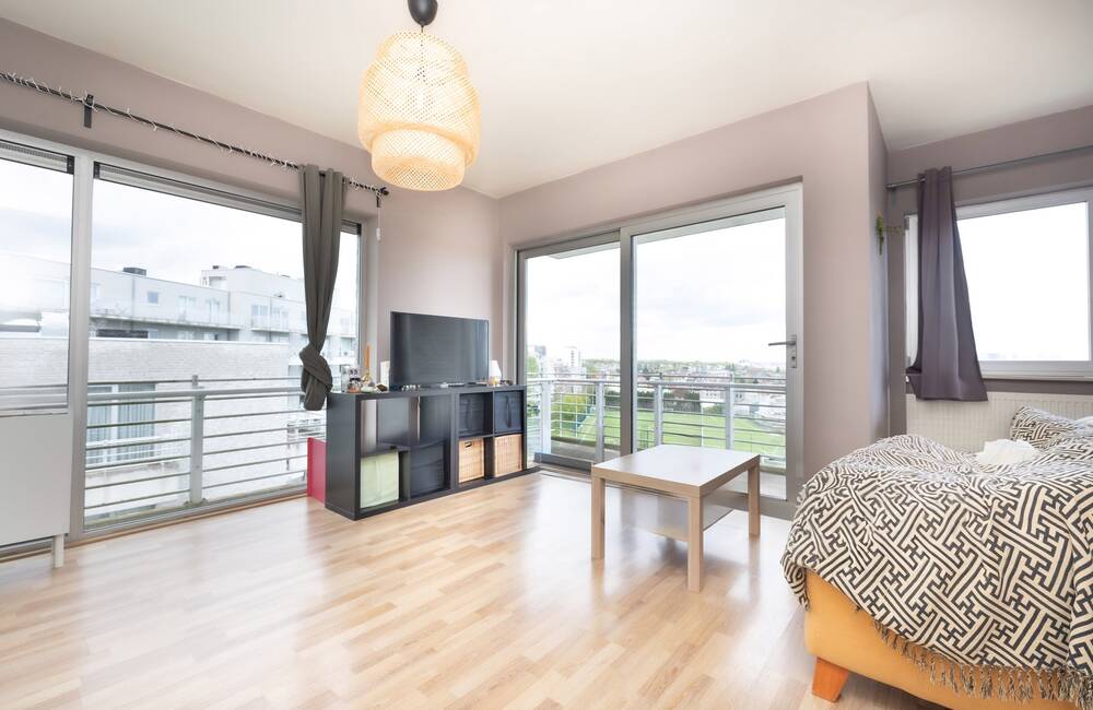 Studio à vendre à Molenbeek-Saint-Jean 1080 150000.00€ 0 chambres 46.00m² - annonce 296132