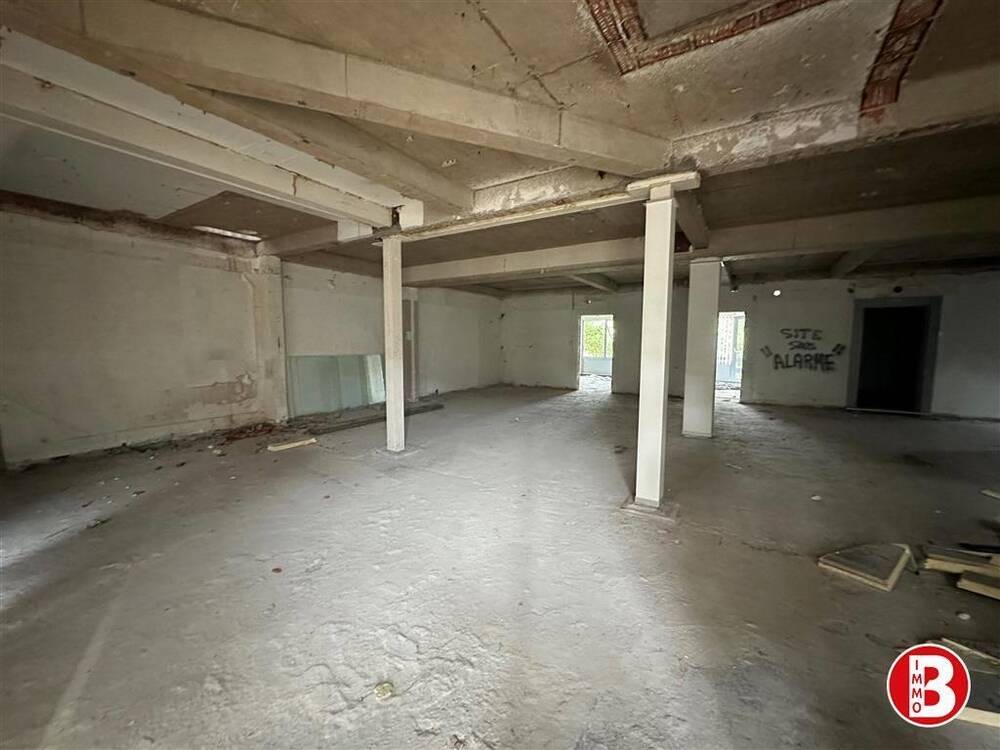 Commerce à  à Linkebeek 1630 450000.00€  chambres 200.00m² - annonce 296807