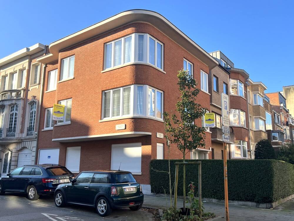 Huis te  koop in Sint-Lambrechts-Woluwe 1200 870000.00€ 4 slaapkamers 286.00m² - Zoekertje 296579