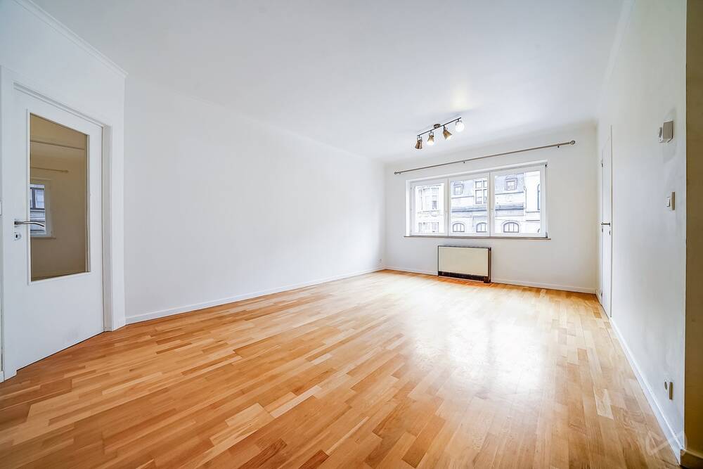 Appartement te  koop in Etterbeek 1040 305000.00€ 2 slaapkamers 71.00m² - Zoekertje 298303