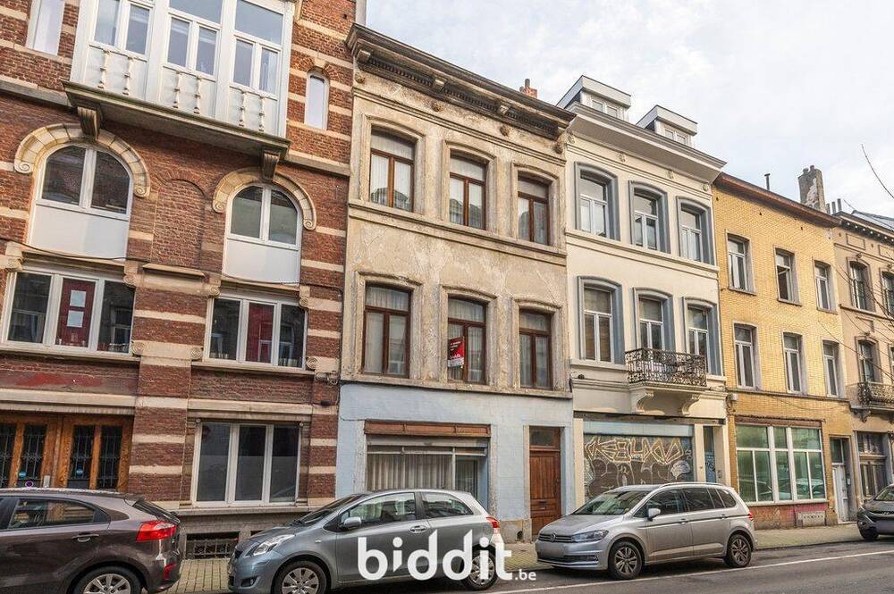 Huis te  koop in Elsene 1050 235000.00€ 4 slaapkamers m² - Zoekertje 299210