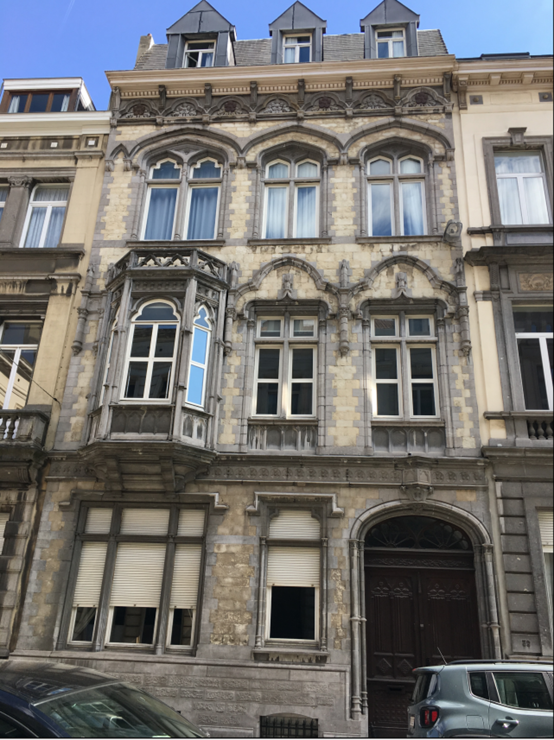 Huis te  koop in Brussel 1000 3500000.00€ 34 slaapkamers 2295.00m² - Zoekertje 299080