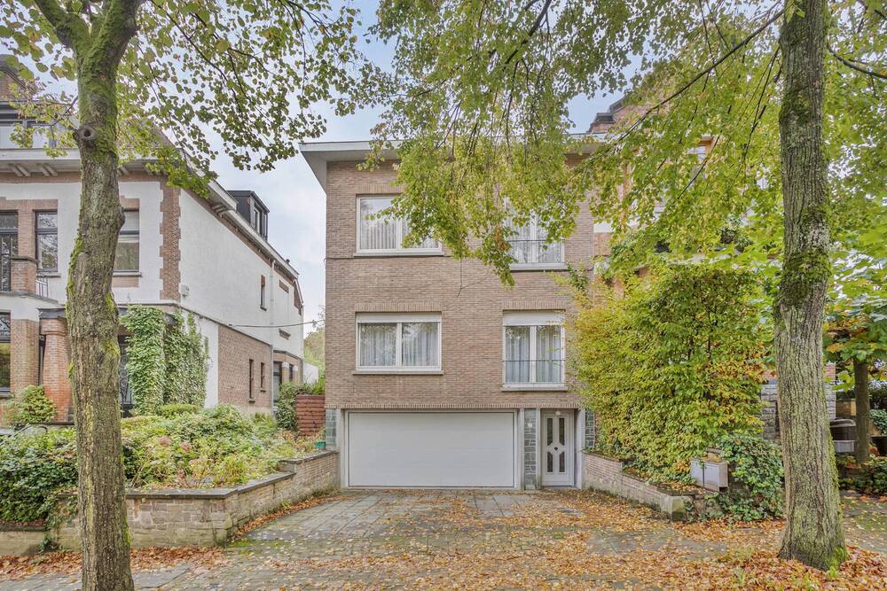 Huis te  koop in Ukkel 1180 1020000.00€ 6 slaapkamers 200.00m² - Zoekertje 299799